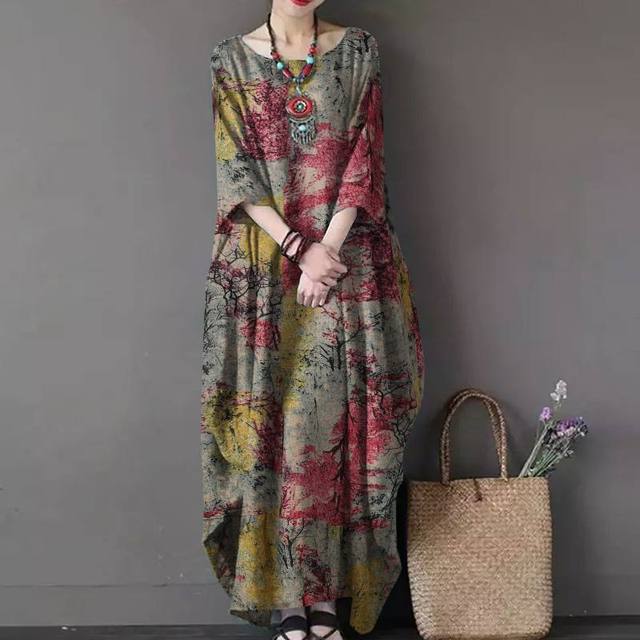 Delilah Vintage Nature Inspired Maxi Dress