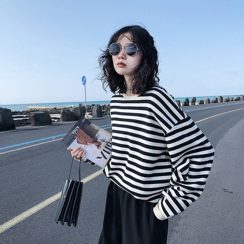 Kawaii Thin Striped Sweatshirt